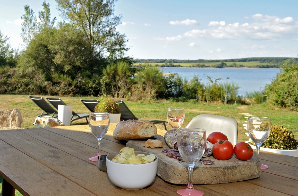 Plateau de charcuterie de la ferme en Aveyron du Domaine du Charouzech