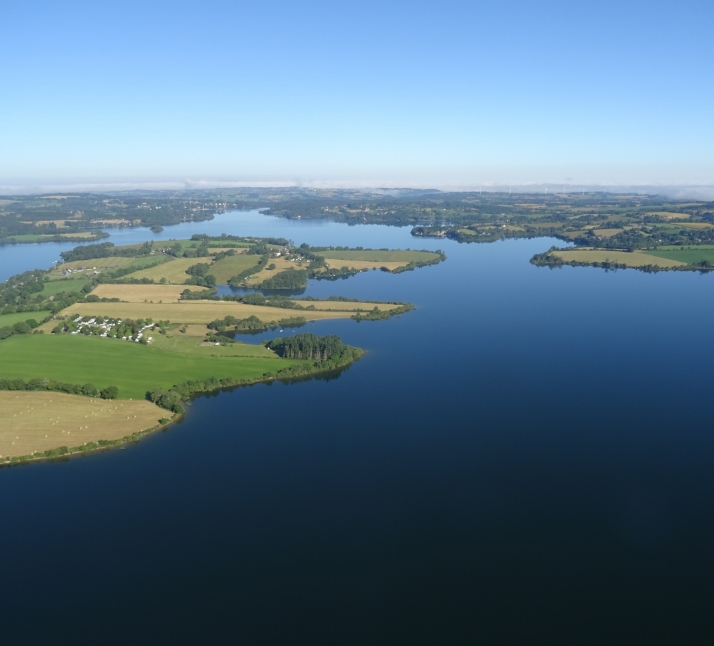 Presqu’île Domaine du Charouzech, gîtes de charme en Aveyron